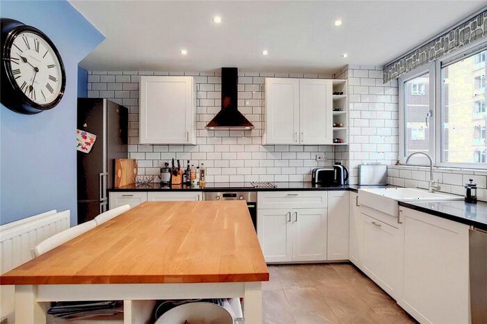 2 Bedroom Maisonette To Rent In Frye Court, Benworth Street, E3