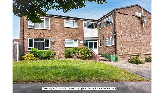 1 Bedroom Flat For Sale In Avon Way, Colchester, Essex, CO4