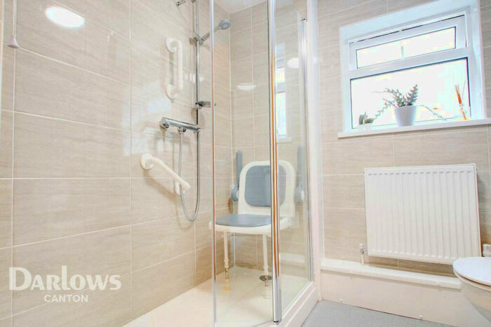 2 Bedroom Block Of Apartments For Sale In Harlech House, Cardiff, CF15