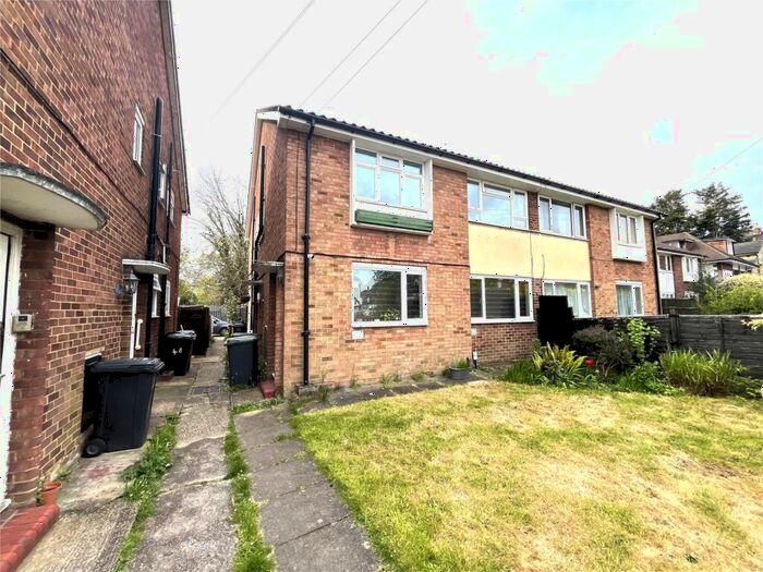 2 Bedroom Maisonette To Rent In Balder Rise, London, SE12