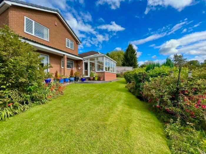 3 Bedroom Detached House For Sale In Calder Close, Bury, Greater Manchester, BL9