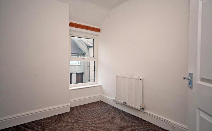 3 Bedroom End Of Terrace House For Sale In Park Terrace, Amlwch, Isle Of Anglesey, LL68