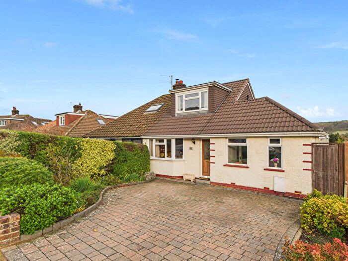 3 Bedroom Semi-Detached Bungalow For Sale In Vale Avenue, Findon Valley, Worthing, BN14