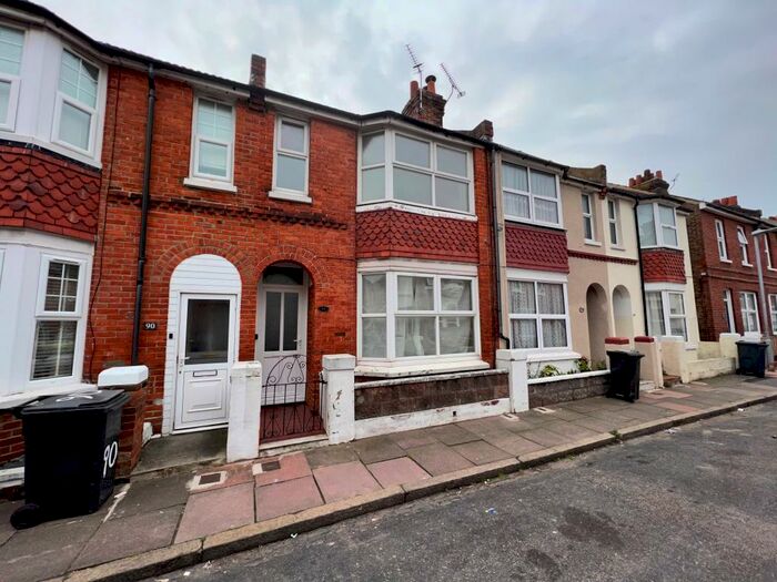 3 Bedroom Terraced House To Rent In Sydney Road, BN22
