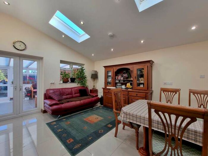 3 Bedroom End Of Terrace House To Rent In Carter Street, Belgrave, Leicester, LE4