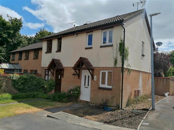 2 Bedroom Property To Rent In Percheron Close, Shaw, Swindon, SN5