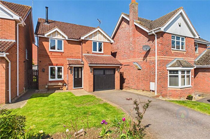 3 Bedroom Detached House For Sale In Orchard Way, Thrapston, Kettering, Northamptonshire, NN14