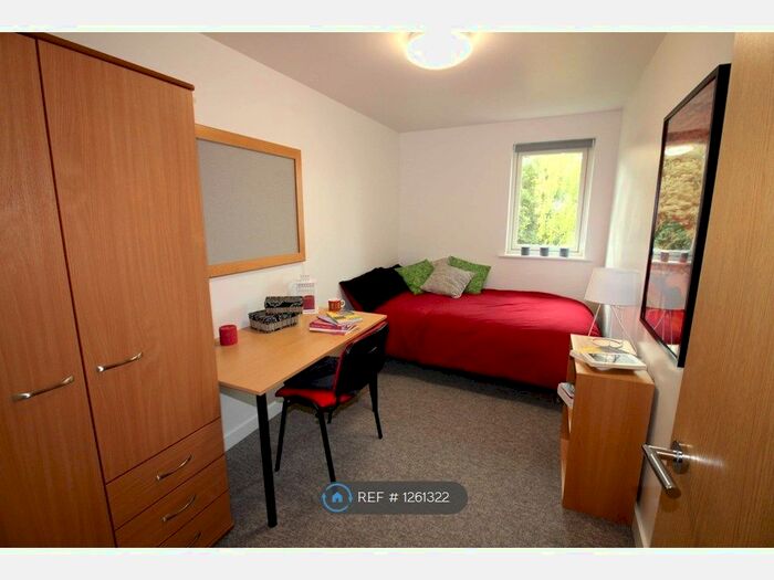 8 Bedroom Flat To Rent In Columbia Lodge, Southampton SO16