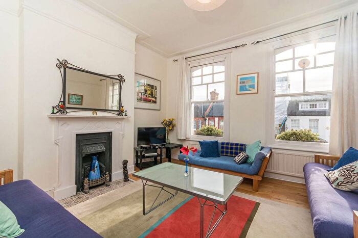 1 Bedroom Flat To Rent In Denver Road, Hackney, London, N16