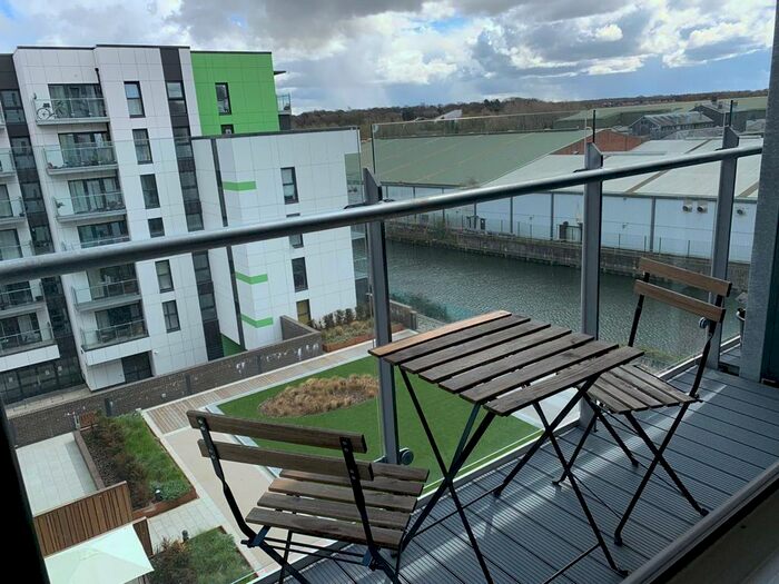 2 Bedroom Apartment To Rent In Geoffrey Watling Way, Norwich, NR1