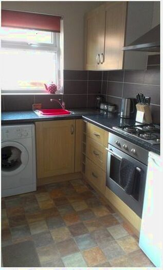 2 Bedroom Terraced House To Rent In Grafton Street, Castleford, WF10