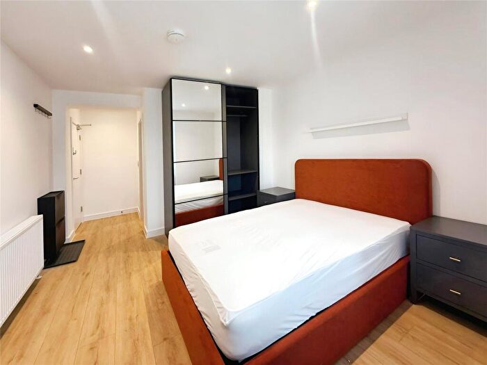 1 Bedroom Property To Rent In High Street, Gillingham, Kent, ME7