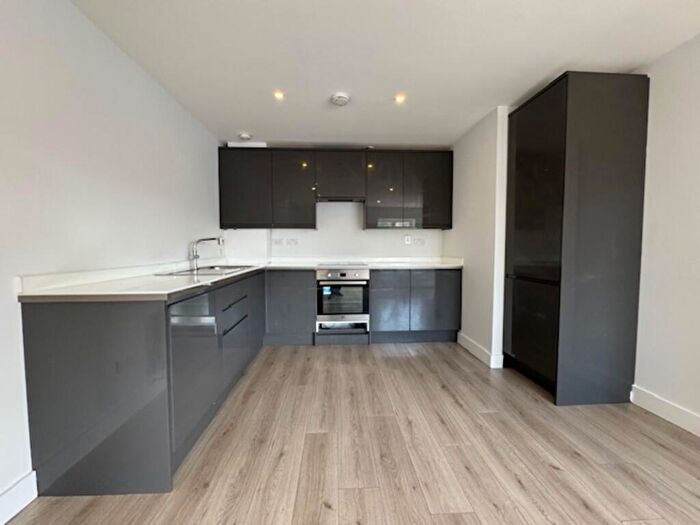 1 Bedroom Flat To Rent In Sparrow House, Glengall Road, HA8
