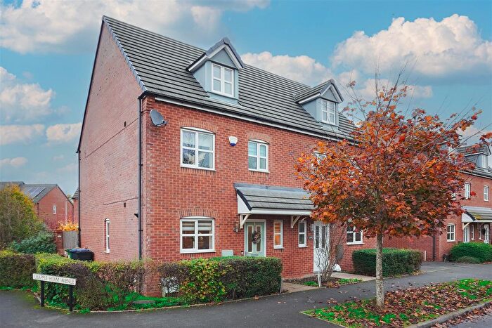 4 Bedroom Semi-Detached House For Sale In Macaulay Road, Bishops Itchington, Southam, CV47