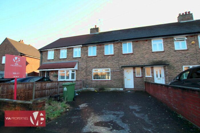 3 Bedroom Terraced House To Rent In Cameron Drive, Waltham Cross EN8