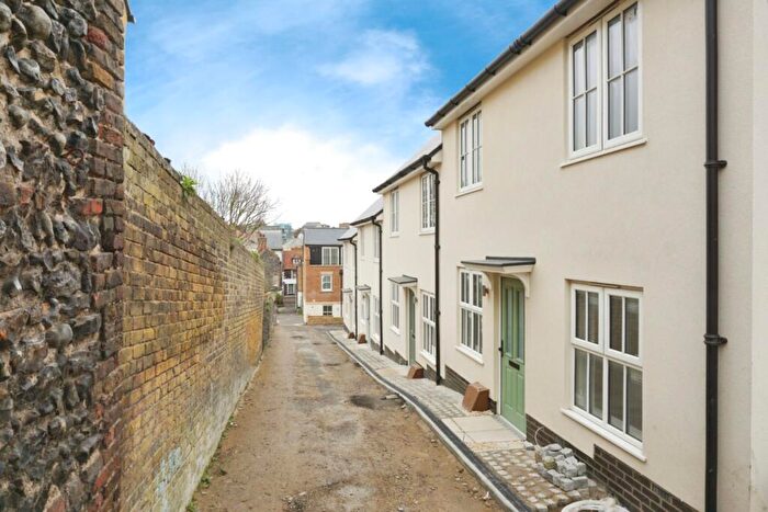 2 Bedroom End Of Terrace House For Sale In Alkali Row, Margate, CT9