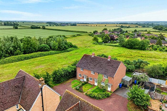 2 Bedroom End Of Terrace House For Sale In , Cross's Grange, Hartwell, NN7
