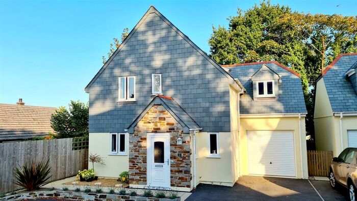 4 Bedroom Detached House For Sale In Oak Tree Close, North Petherwin, PL15