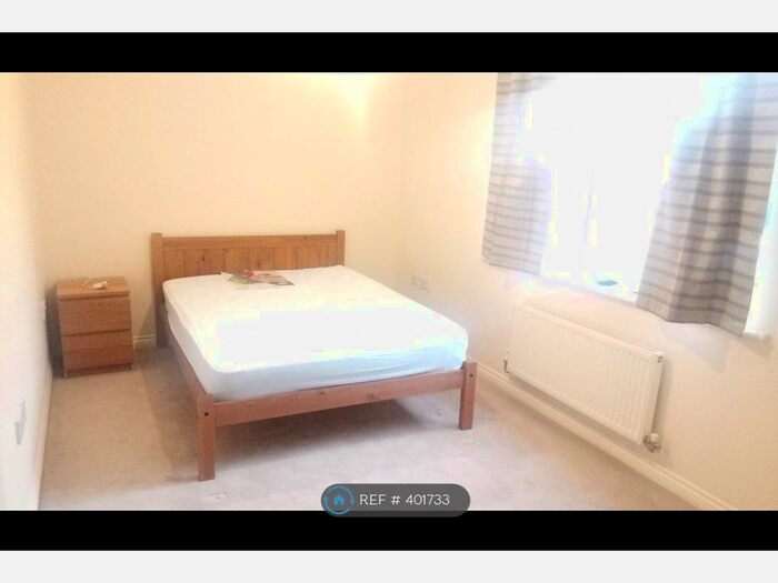 1 Bedroom Flat To Rent In St Lukes Court, Welwyn Hatfield, Hatfield, AL10