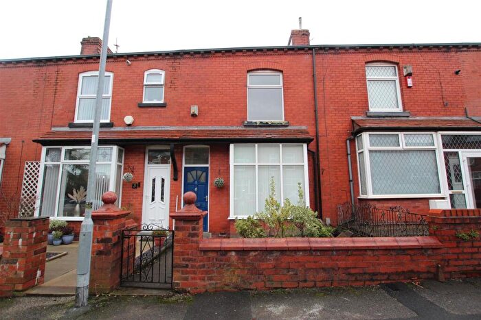 3 Bedroom Terraced House For Sale In Malvern Avenue, Bolton, BL1