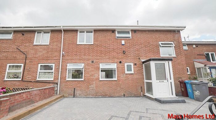 4 Bedroom Terraced House For Sale In Broadfield Road, Manchester, M14