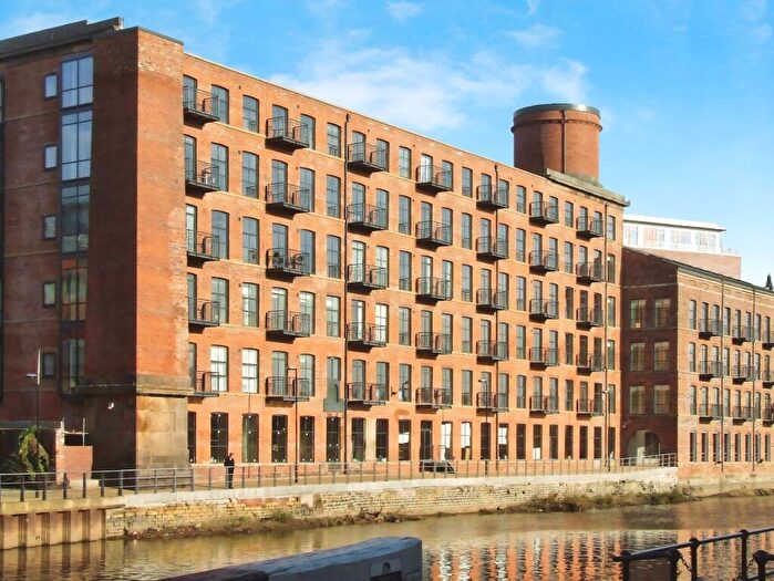 1 Bedroom Flat To Rent In Roberts Wharf, Neptune Street, Leeds, West Yorkshire, LS9