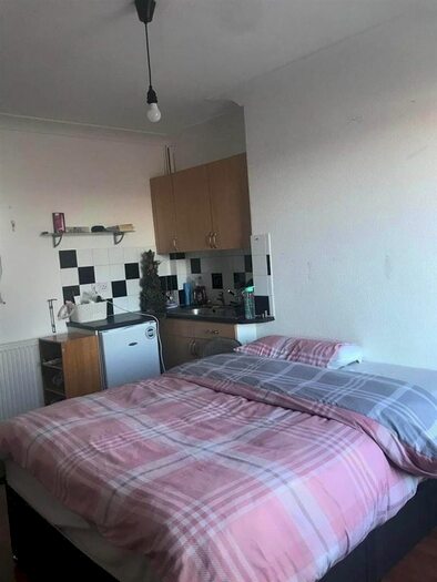 1 Bedroom Property To Rent In A Church Lane, Crossgates, Leeds, LS15