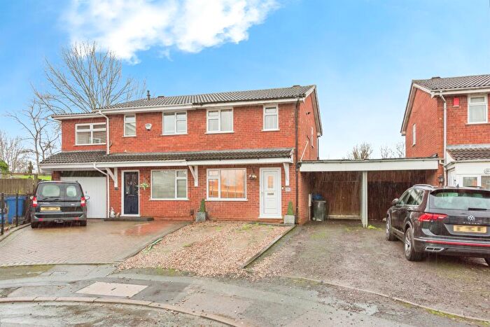 2 Bedroom Semi Detached House For Sale In Standedge, Wilnecote, Tamworth, B77