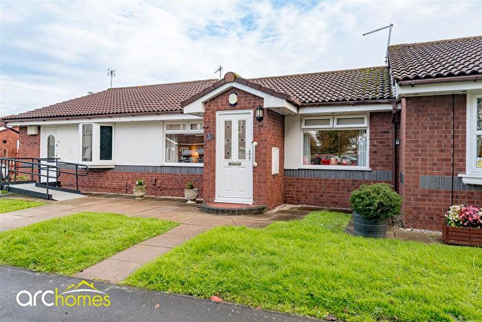 2 Bedroom Bungalow For Sale In Thurlow, Lowton, Warrington, WA3