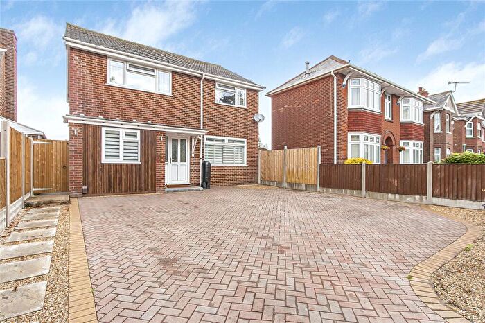 4 Bedroom Detached House For Sale In Wimborne Road, Poole, Dorset, BH15
