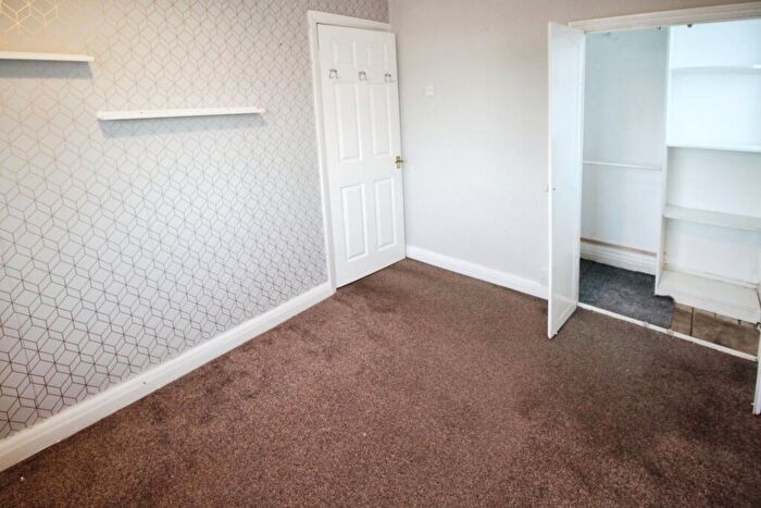 2 Bedroom Semi-Detached House For Sale In Foxwood Grove, Sheffield, South Yorkshire, S12