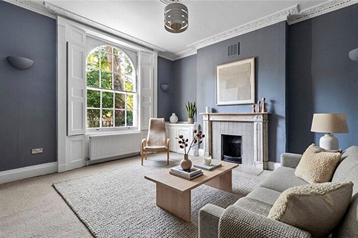 2 Bedroom Flat For Sale In Duncan Terrace, London, N1