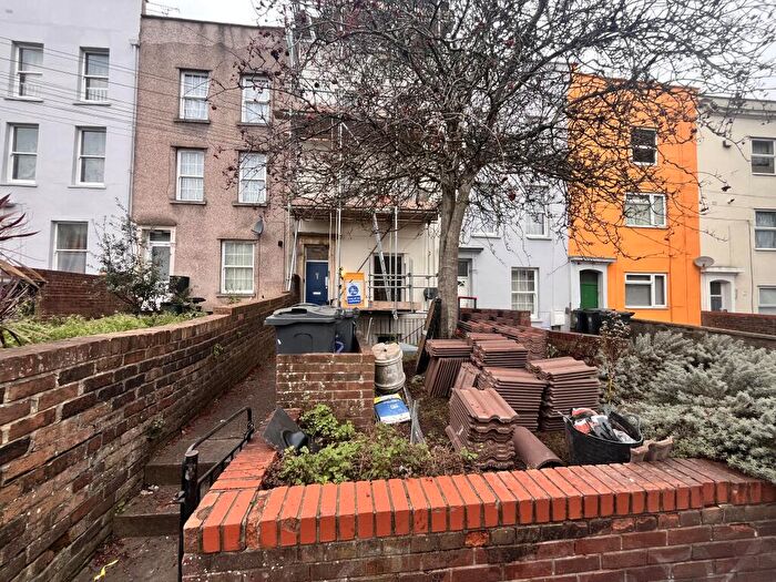 2 Bedroom Duplex For Sale In Flat, Sussex Place, St. Werburghs, Bristol, BS2