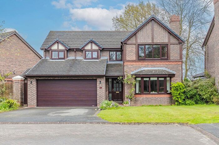 4 Bedroom Detached House For Sale In Brunner Grove, Nantwich, CW5