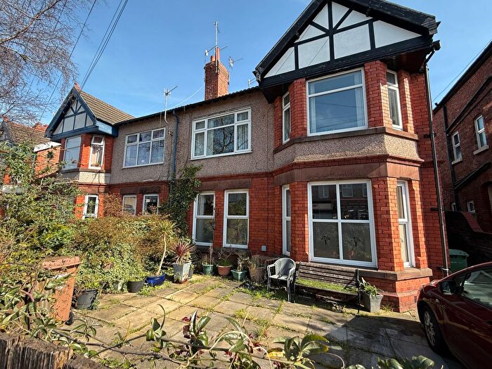 2 Bedroom Flat For Sale In Borough Road, Tranmere, Wirral, CH42