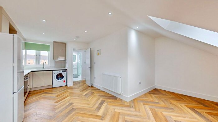 1 Bedroom Flat To Rent In Greenford Road, Greenford, Greater London, UB6