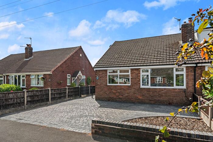 2 Bedroom Semi Detached Bungalow For Sale In Gainsborough Road, Warrington, WA4