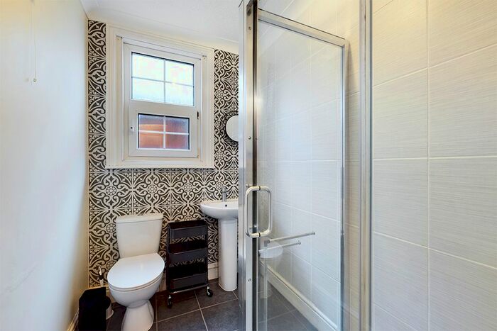 1 Bedroom Flat To Rent In Warren Mount, Tremona Road, Southampton SO16