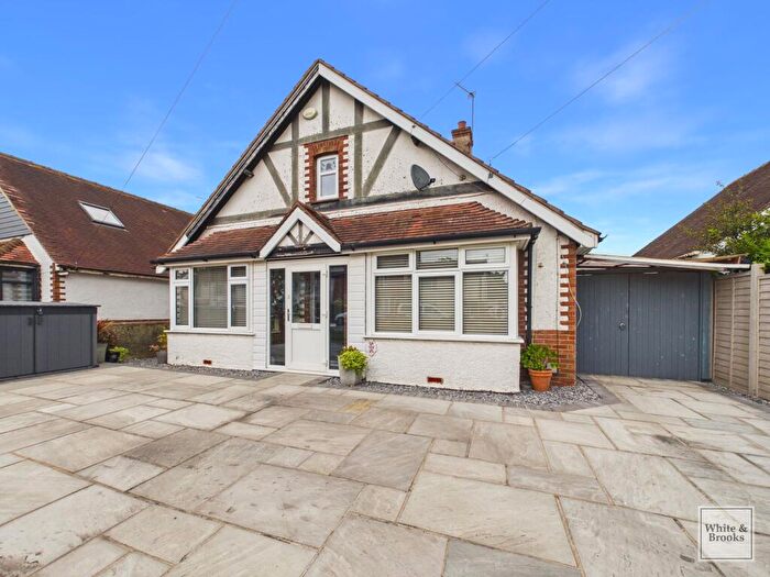 4 Bedroom Detached Bungalow For Sale In Chichester Road, Bognor Regis, PO21