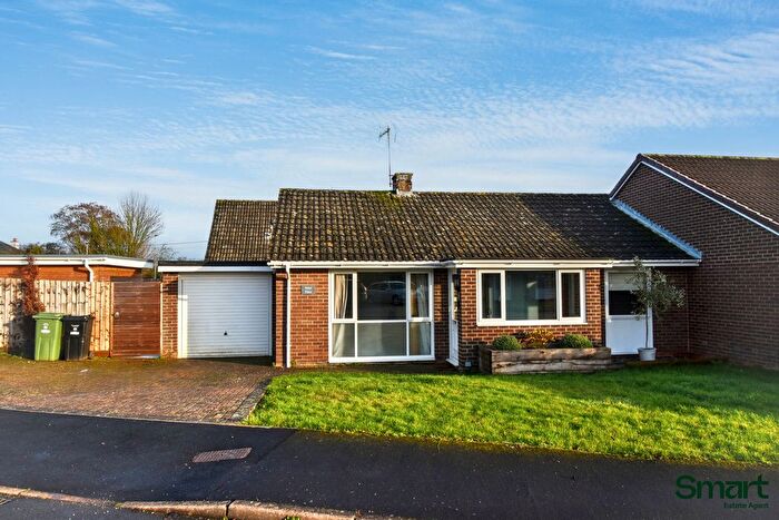 3 Bedroom Semi Detached Bungalow For Sale In Sanson Close, Stoke Cannon, EX5