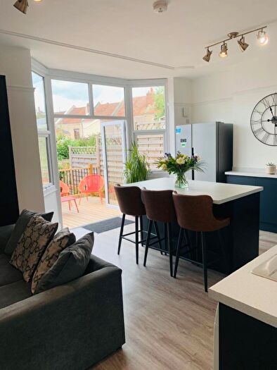 1 Bedroom House To Rent In Staple Hill Road, Fishponds, Bristol, Bristol, BS16