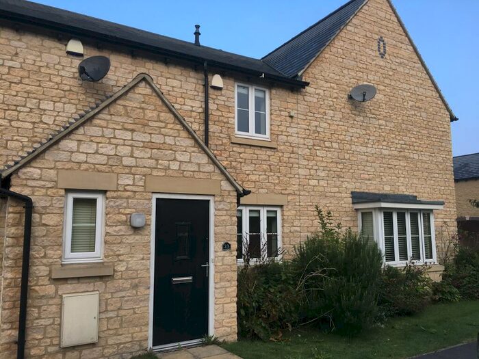 2 Bedroom Terraced House To Rent In Randolph Avenue, Woodstock, OX20