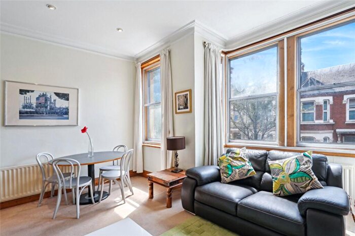 3 Bedroom Apartment For Sale In Elspeth Road, London, SW11