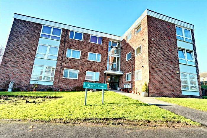 2 Bedroom Apartment To Rent In Bembridge Gardens, Ruislip, HA4