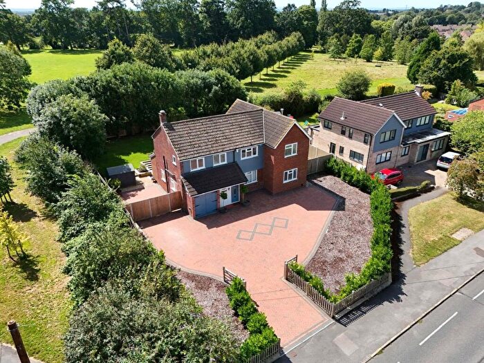 5 Bedroom Detached House For Sale In Miller Drive, Fareham, Hampshire, PO16