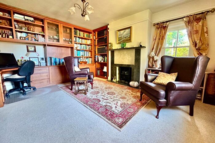 7 Bedroom Detached House For Sale In East Street, Corfe Castle, BH20 - Photo 5