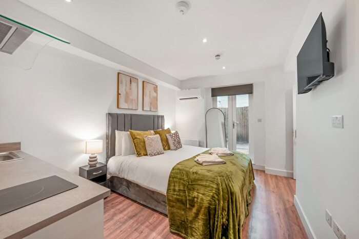 Studio To Rent In Knightsbridge, SW3