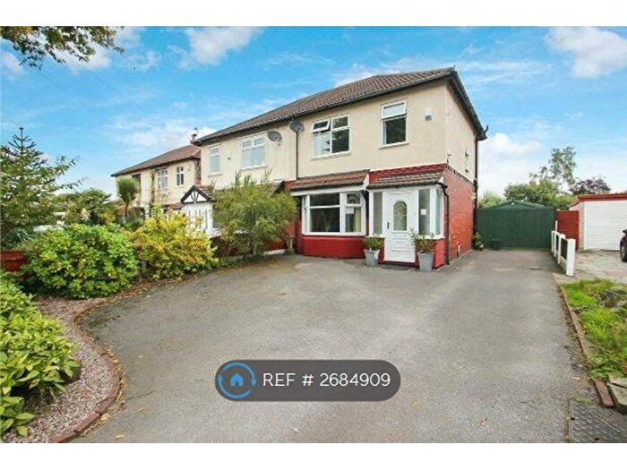 3 Bedroom Semi Detached House To Rent In Woodhouse Lane, Sale, M33