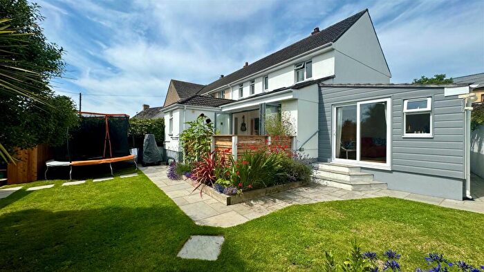 3 Bedroom Semi Detached House For Sale In North Street, EX33