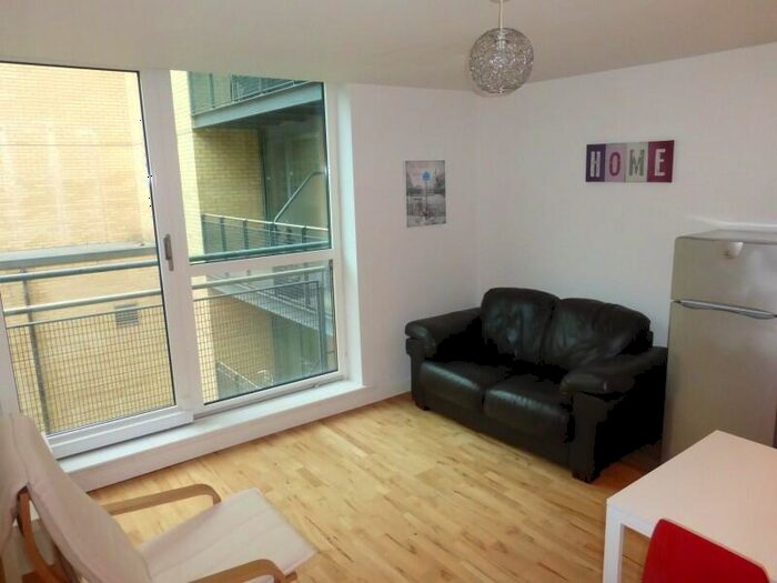1 Bedroom Apartment To Rent In St. Marys Road, S2